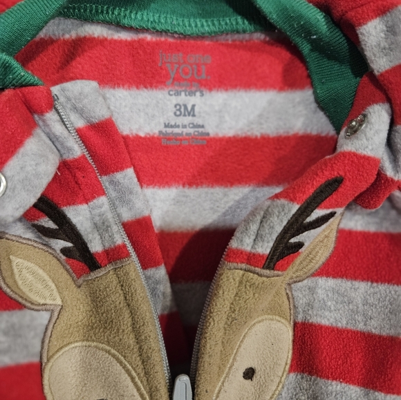 Newborn Holiday Onesie Lot of 3 - Picture 4 of 5